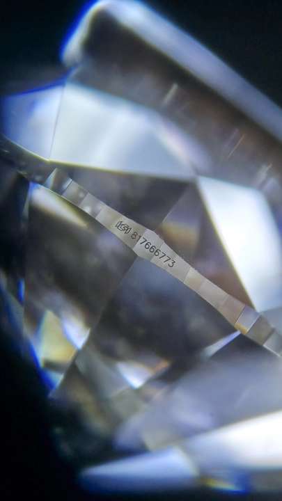 Diament Brylant 0.70ct H/VVS2 3xEx.