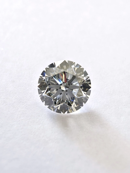 Diament Brylant 0.70ct H/VVS1 3xEx.
